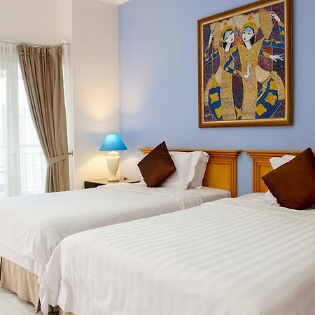 Topaz Guest House Jakarta Exterior foto