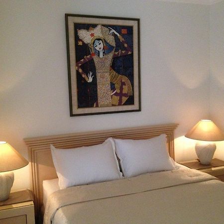 Topaz Guest House Jakarta Exterior foto